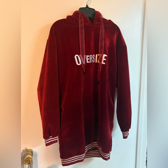 Molly Bracken Sweaters - Oversized red sweat sweater